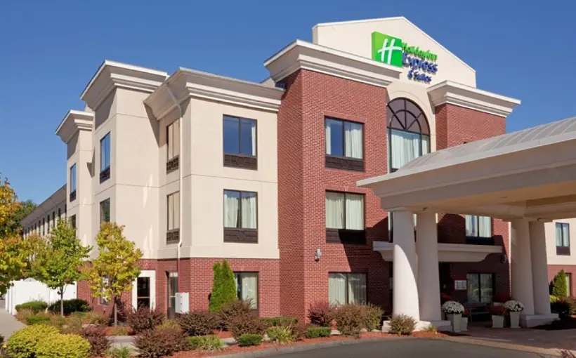 Holiday_Inn_Express_(subject_hotel)