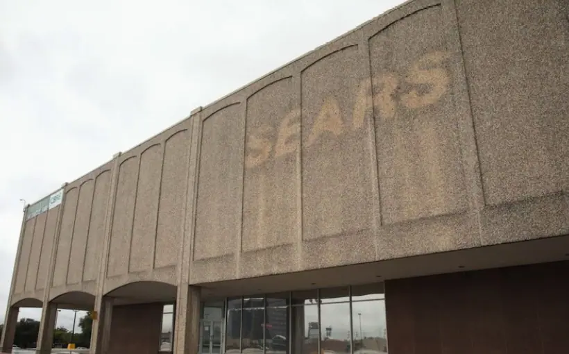 Mega Furniture buys empty San Antonio Sears store