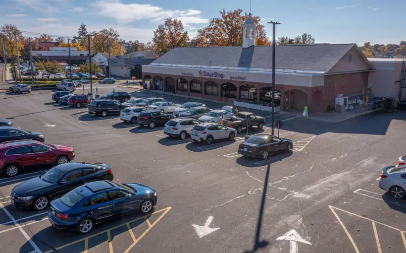 Regency Centers and Urstadt Biddle Properties have agreed to merge, creating a retail REIT with a market capitalization of $11 billion