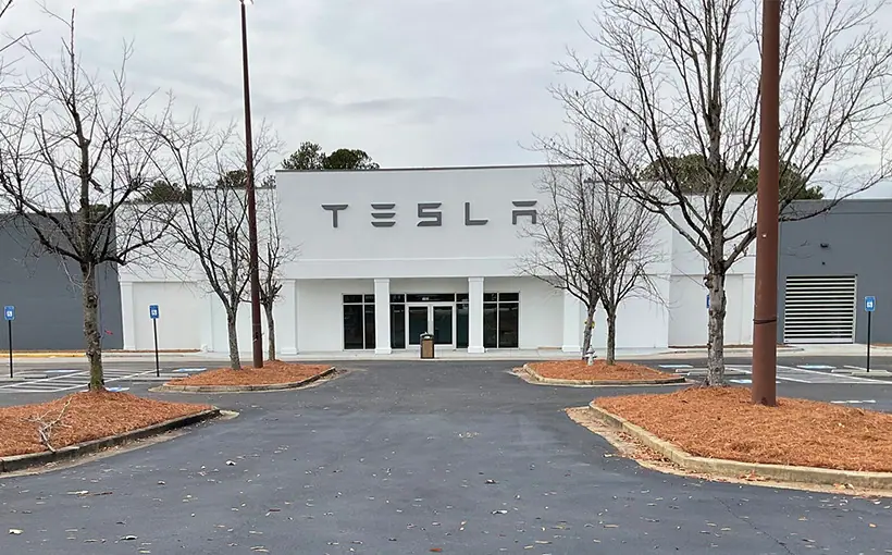 Faris Lee Investments has completed the $14 million presale of a 10-year triple net lease property occupied by Tesla Motors