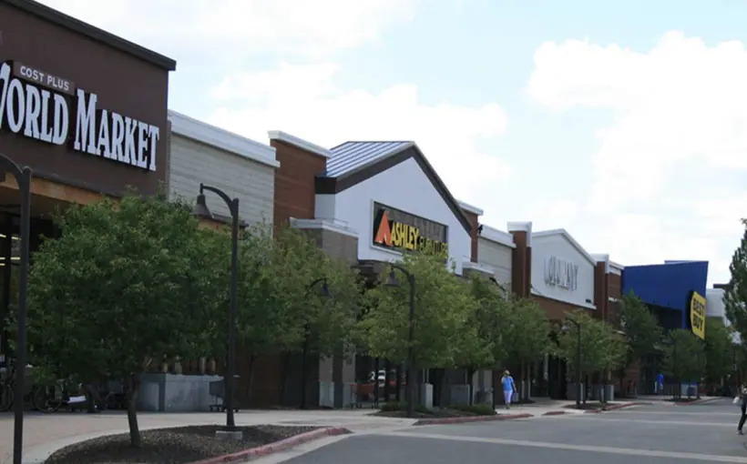 Flagstaff's Marketplace sells for $25M