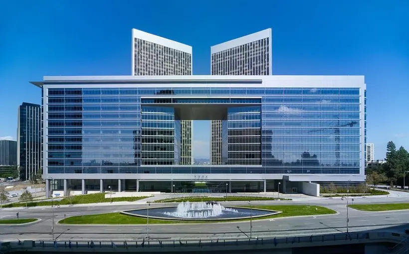 2000 Ave. of the Stars in Century City has reached 100% leased at a time when increasing office vacancies are reported nationwide