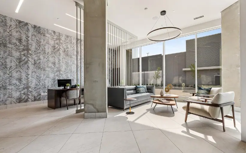 CHI District 1860 – Lobby Lincolnwood IL