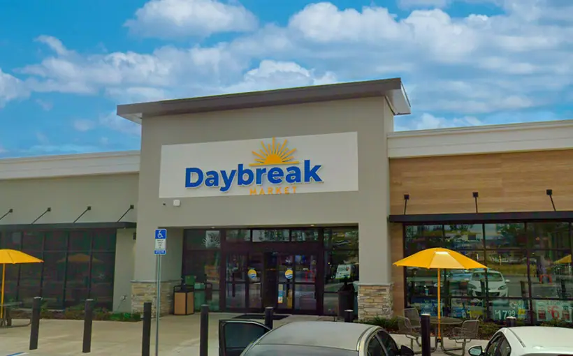 JRW Realty helped one of its clients acquire a newly constructed $9.9 million Daybreak Market and Fuel located in Pace, FL