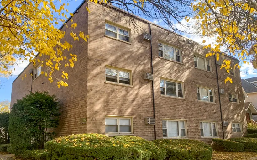 Interra Brokers $1.84M Sale of MF in Chicago’s West Suburbs