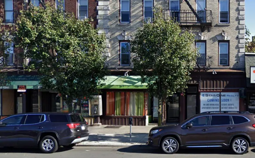 550 Avenue C (1)