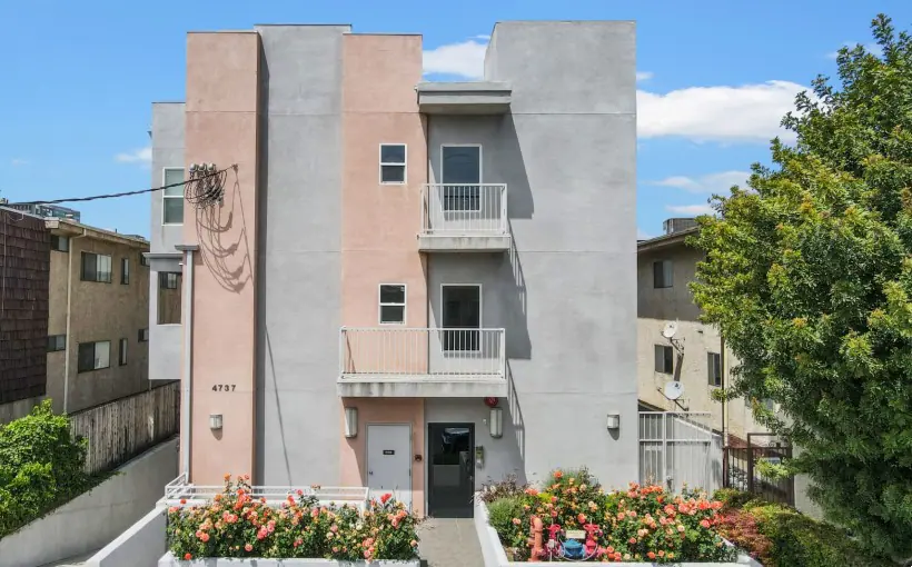 An eight-unit apartment property in Sherman Oaks, CA sold at a record-high per-unit price for a rent-controlled apartment building in the 91403 zip code