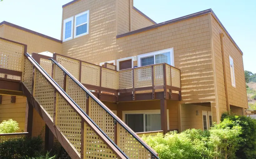 CA Eaves Daly City apartments