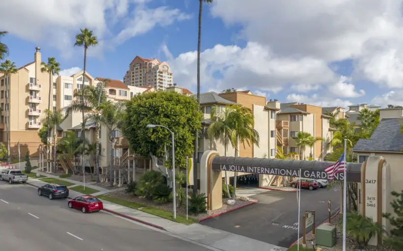 Multifamily owner-operator and investment manager Pacific Urban Investors made its 21st acquisition in San Diego, a 400-unit apartment community