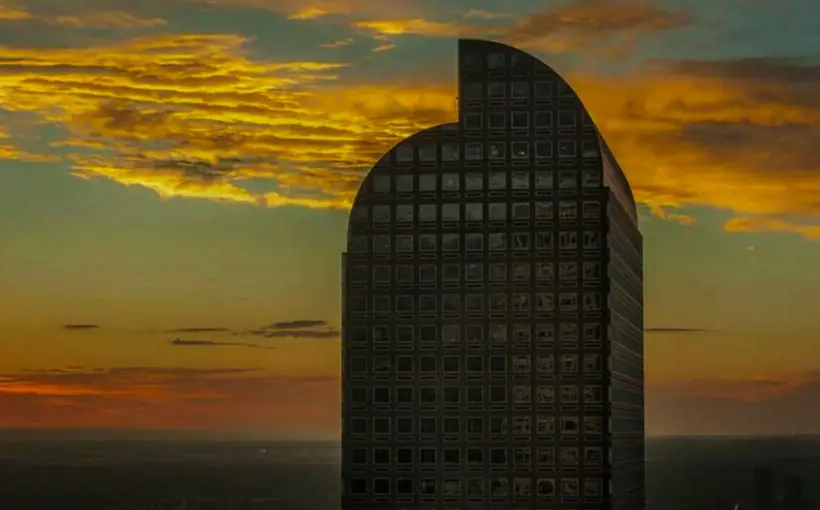 Denver high-rise loses 35% in value