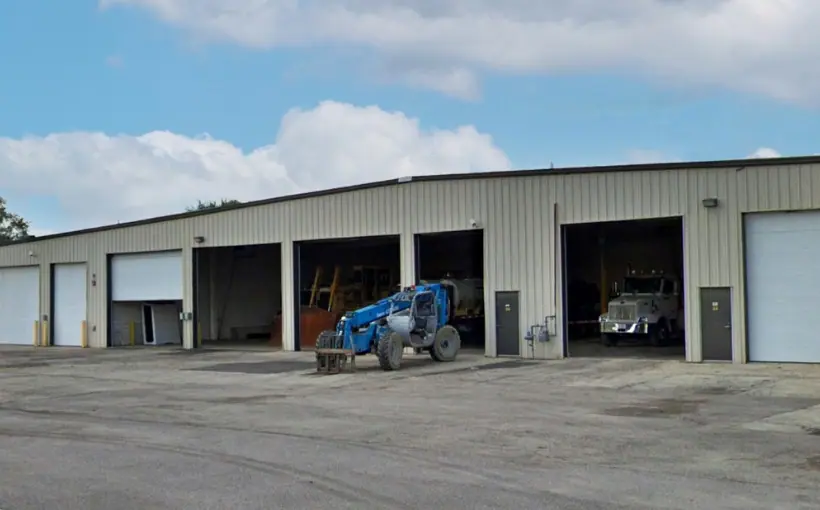 Lee & Associates, one of the largest national commercial real estate providers, negotiated the $2.7 million sale of a 21,627-square-foot truck maintenance facility located at 1790 Gilpen Avenue in South Elgin
