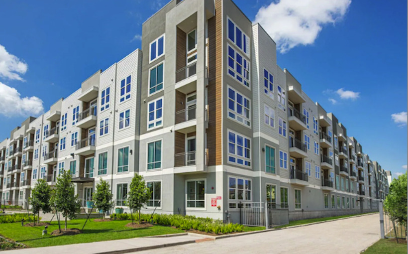 Aspen Oak secures refi loan for Houston apartment
