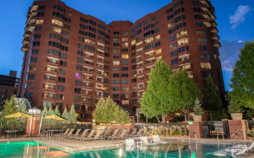 587-unit Seasons at Cherry Creek sells for $122M
