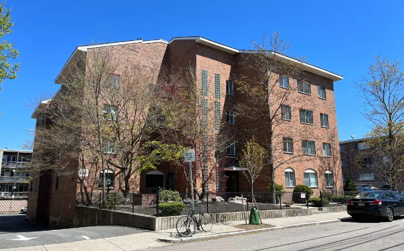 80 Gardner St (1)