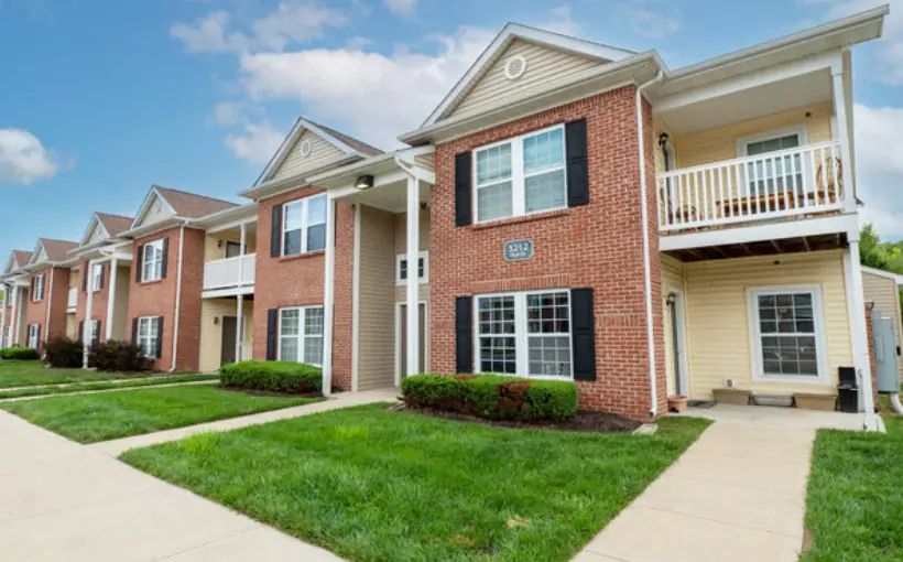 CBRE Arranges Sale of 416-Unit Arborwood Apartments in Indianapolis
