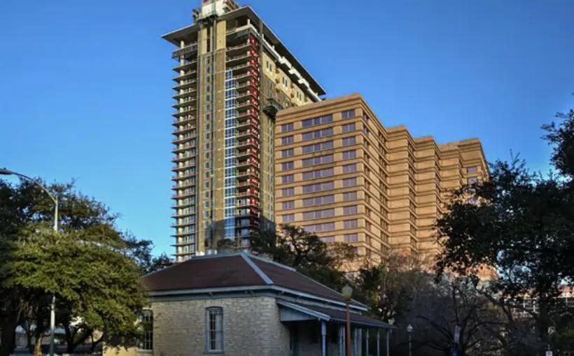 Crow Holdings secures $80M refi for Austin high-rise apartments