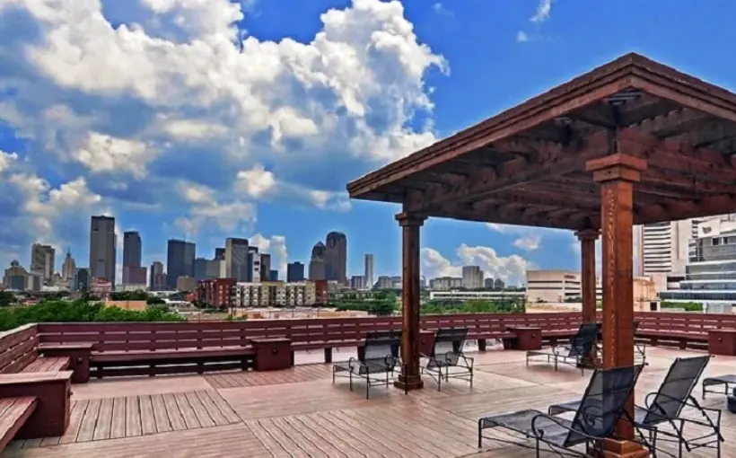 Dallas keeps building apartments
