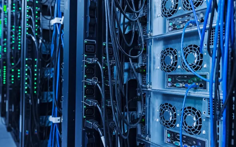 Data Centers Chicago 2023_CBRE (1)