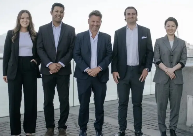 Retail real estate specialist Sitings Realty has expanded its lineup by hiring five new agents