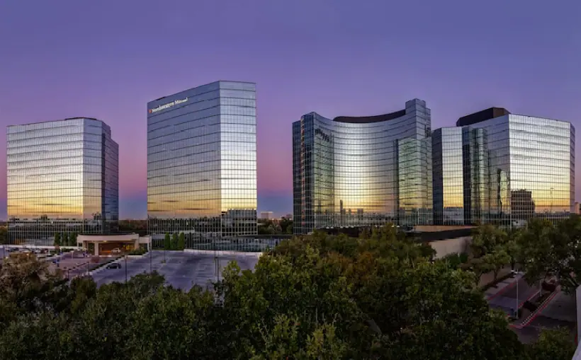 Invitation Homes rents 50K sf in Lincoln Centre