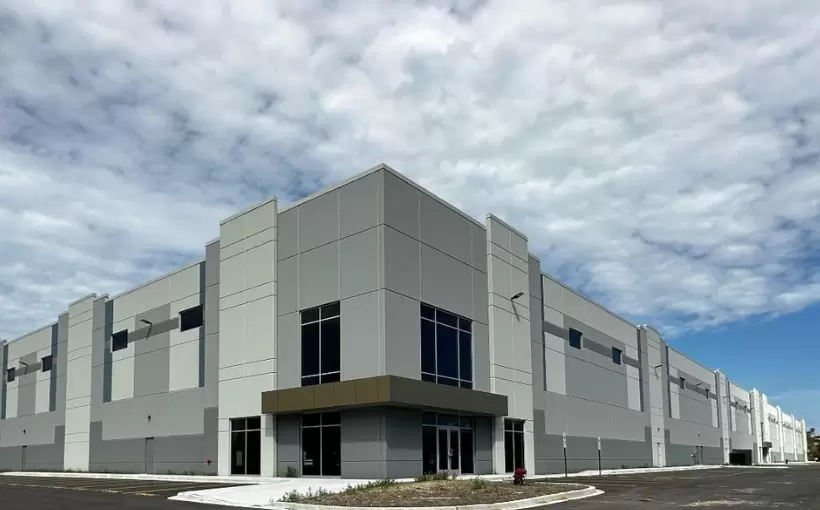 Missner, Realterm Finish Chicago Stockyards Industrial Building