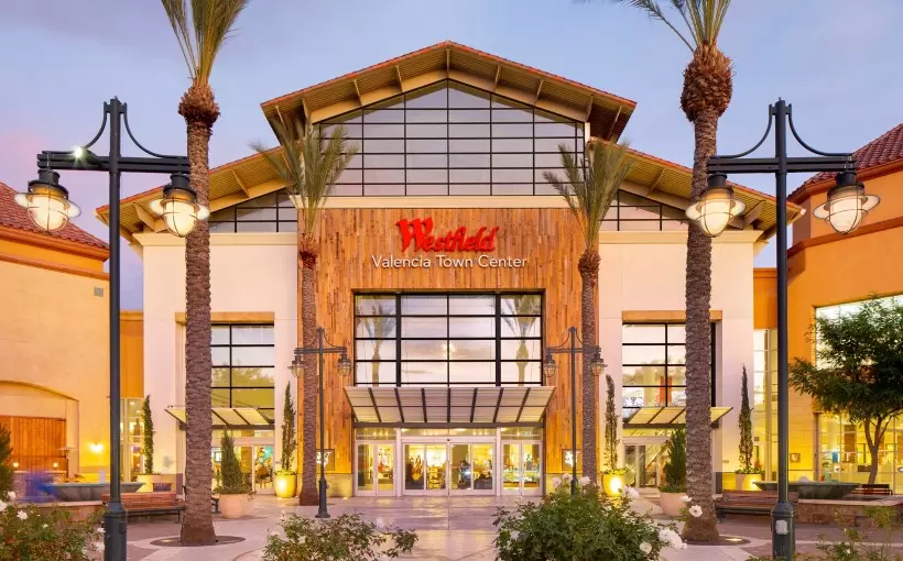 CA Westfield Valencia Town Center