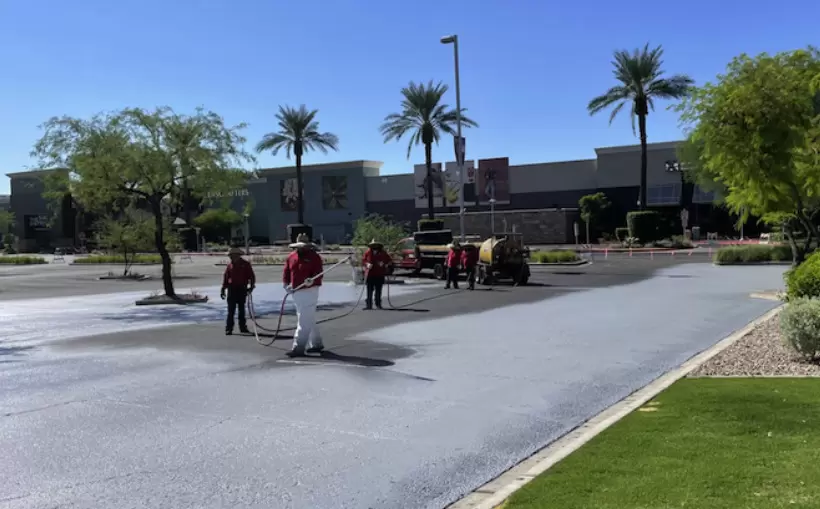 Vestar hoping to keep Phoenix shoppers cool