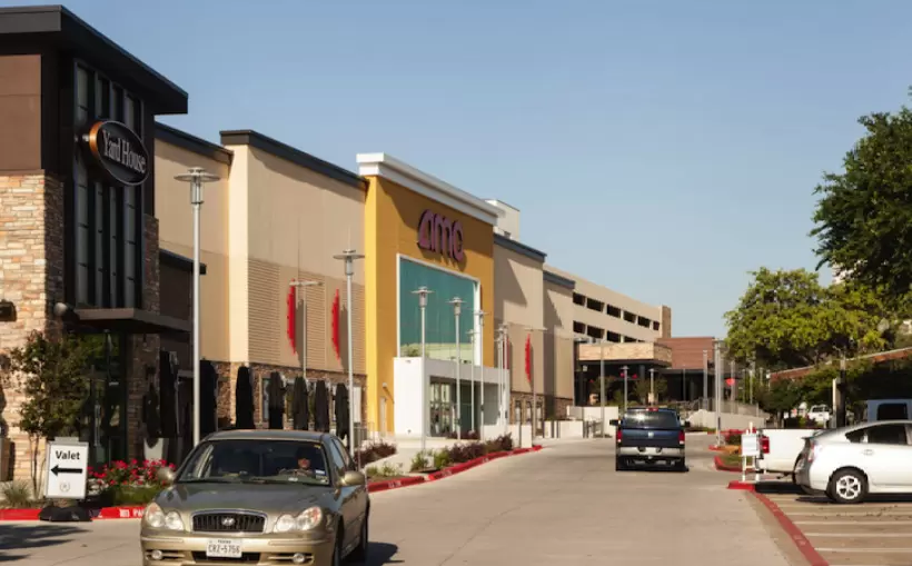 Addison retail center adding 45K SF office/retail building