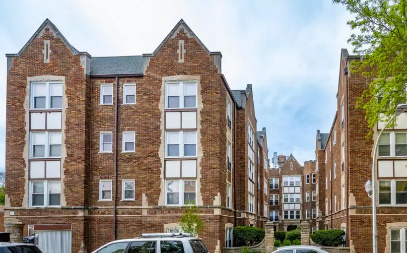 35-Unit West Ridge Mixed-Use Sells for $4M