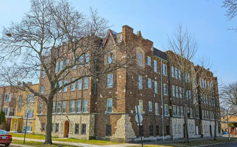 6254 N. Whipple
