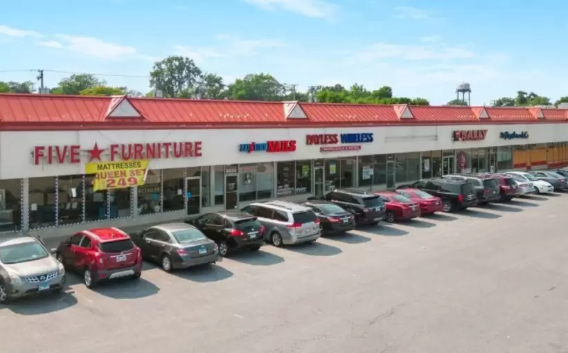 Burbank Plaza_IL