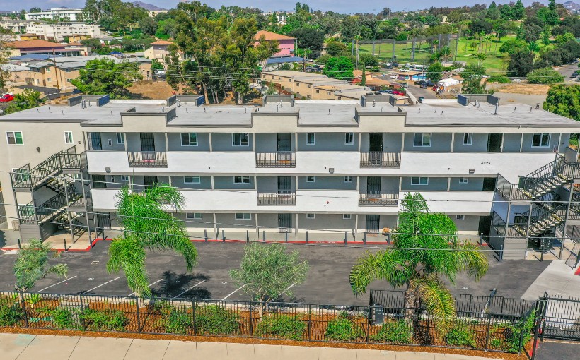 CA Pacific Cove Apartments San Diego