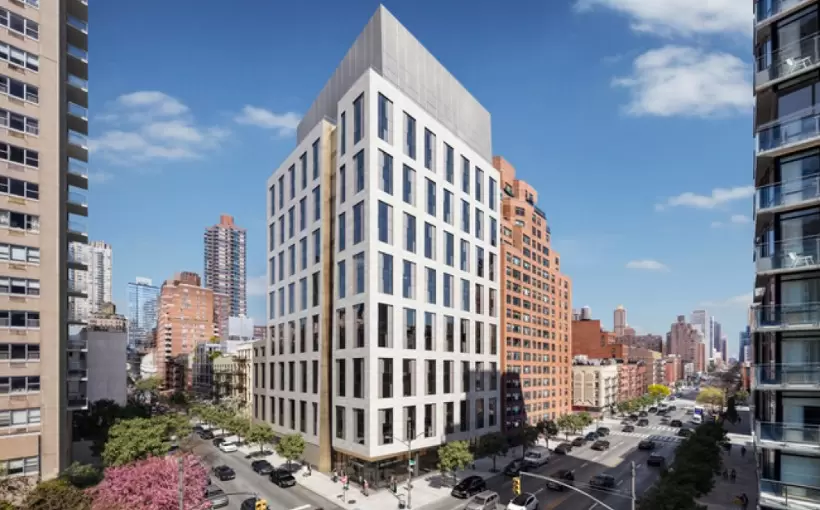 Exterior_Day_(2)