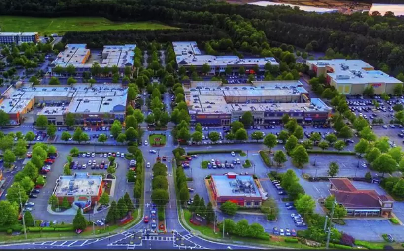 Forsyth mall investors to expand retail center