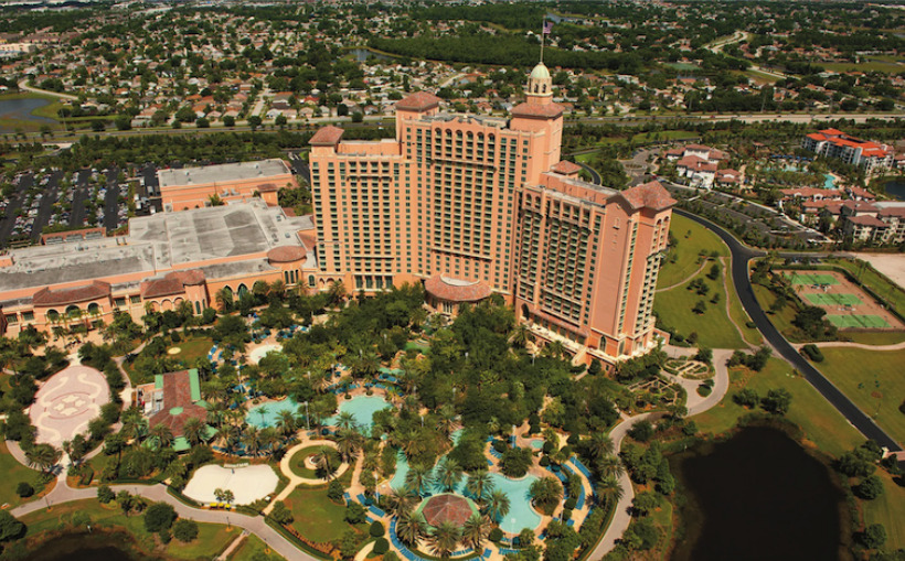 Grande Lakes gets $750M refi for renovations