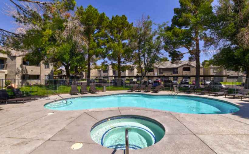 88-unit Las Vegas apartments trade for $15.4M