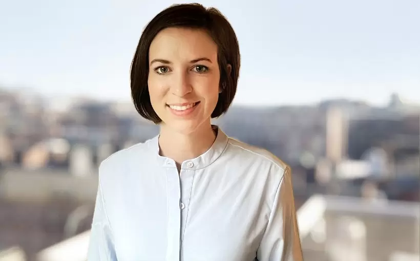 FinegoldAlexander-MeganBrownHeadshot (1)