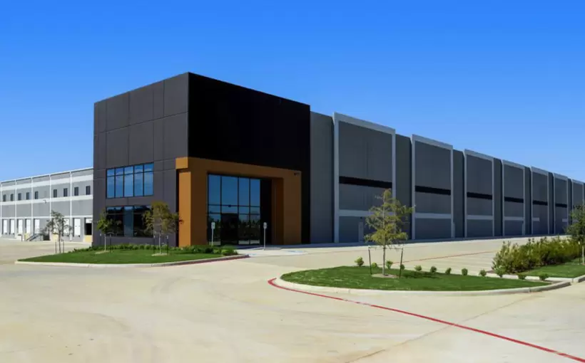 PAGEWOOD debuts, leases out 500K SF distribution center