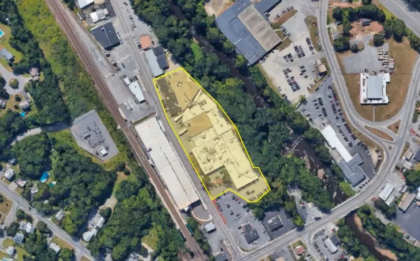 27-Nashua-St-Leominster-MA_highlighted