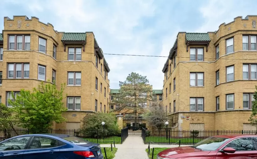 6949 Merrill_Chicago
