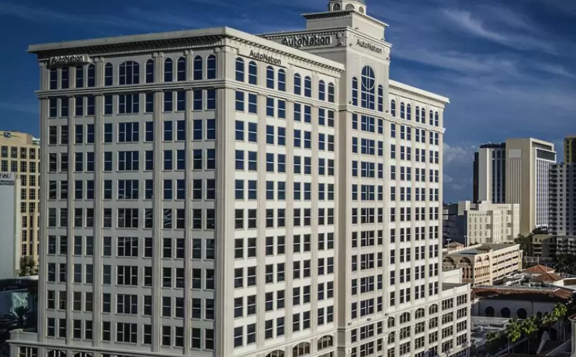 Owner gets last minute refi to save Ft. Lauderdale office tower