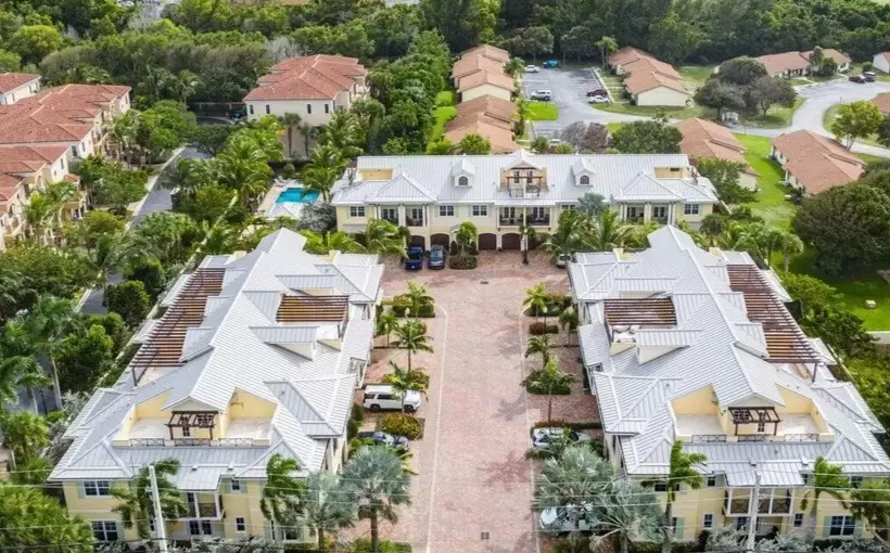 Bellas Villaggio apts nearly sell for $1M a unit