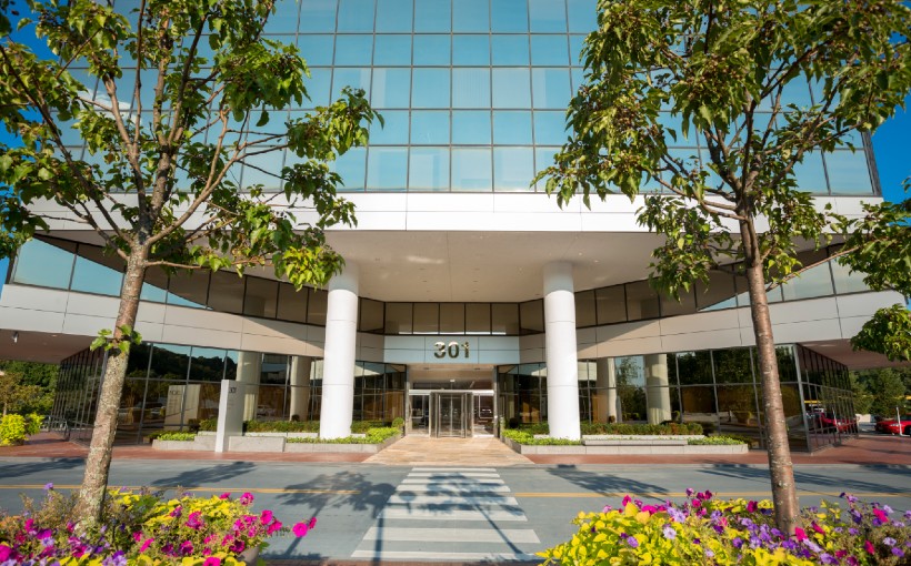 B301 Front Entrance (1)