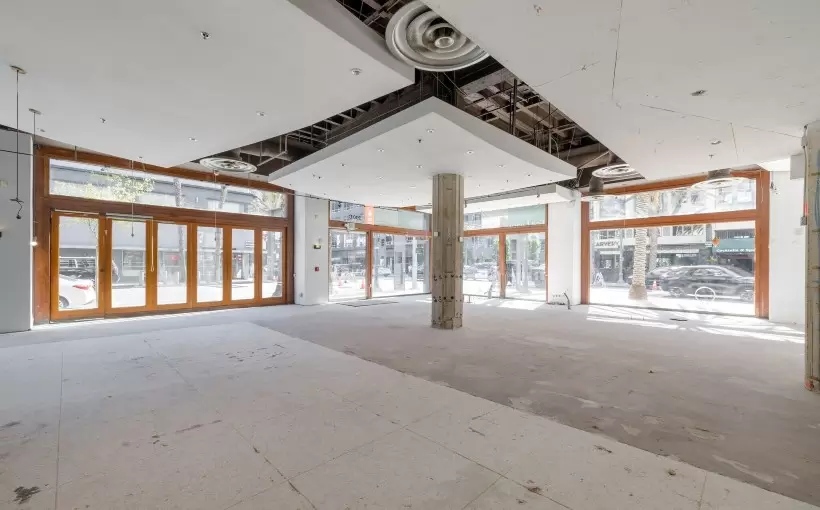 CA 200 Pine Avenue Long Beach ground floor interior The_Bascom_Group