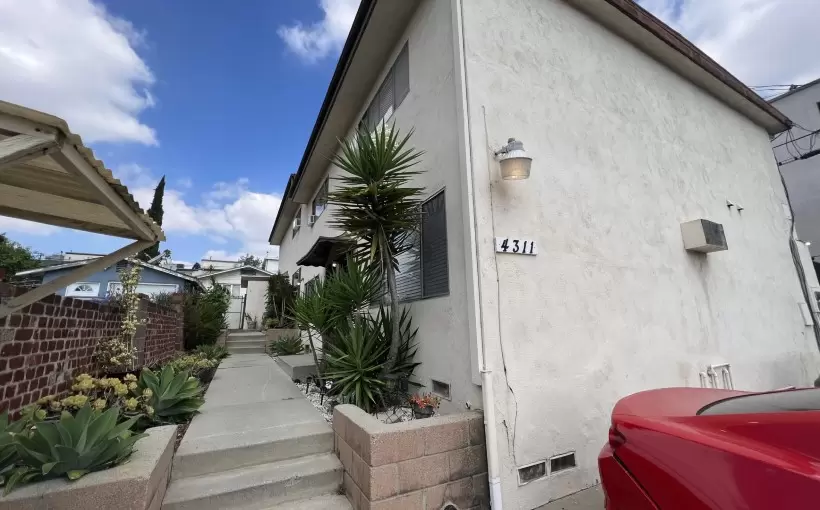 CA 4311 Eagle Rock Avenue Los Angeles
