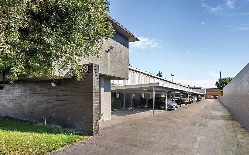 CA Crestview Apartments Costa Mesa