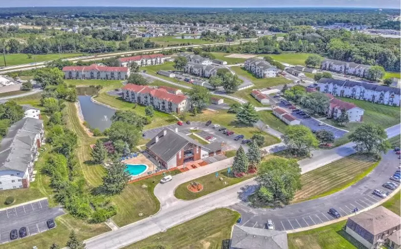 HiddenCreekApartments_IN_Greystone