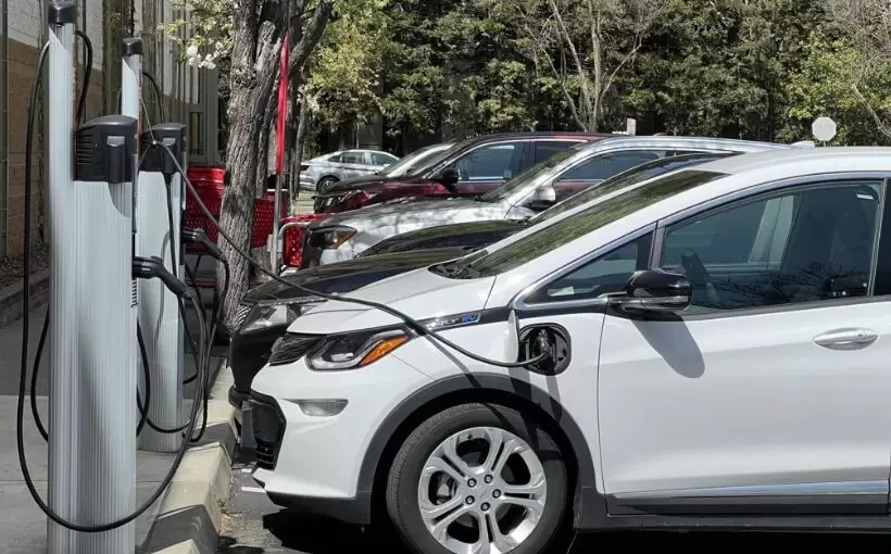 Illinois_Pritzker_EV Charging Grant