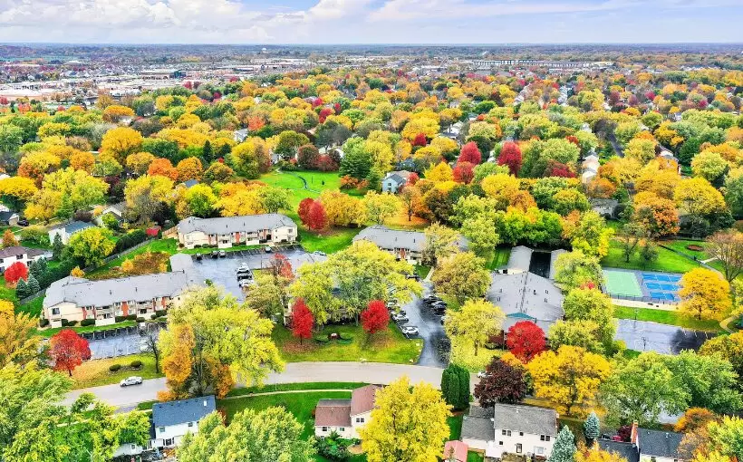 Marcus&Millichap_PepperValleyApartments_ GenevaIL