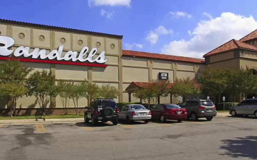 N. Austin Randall's to shut its doors